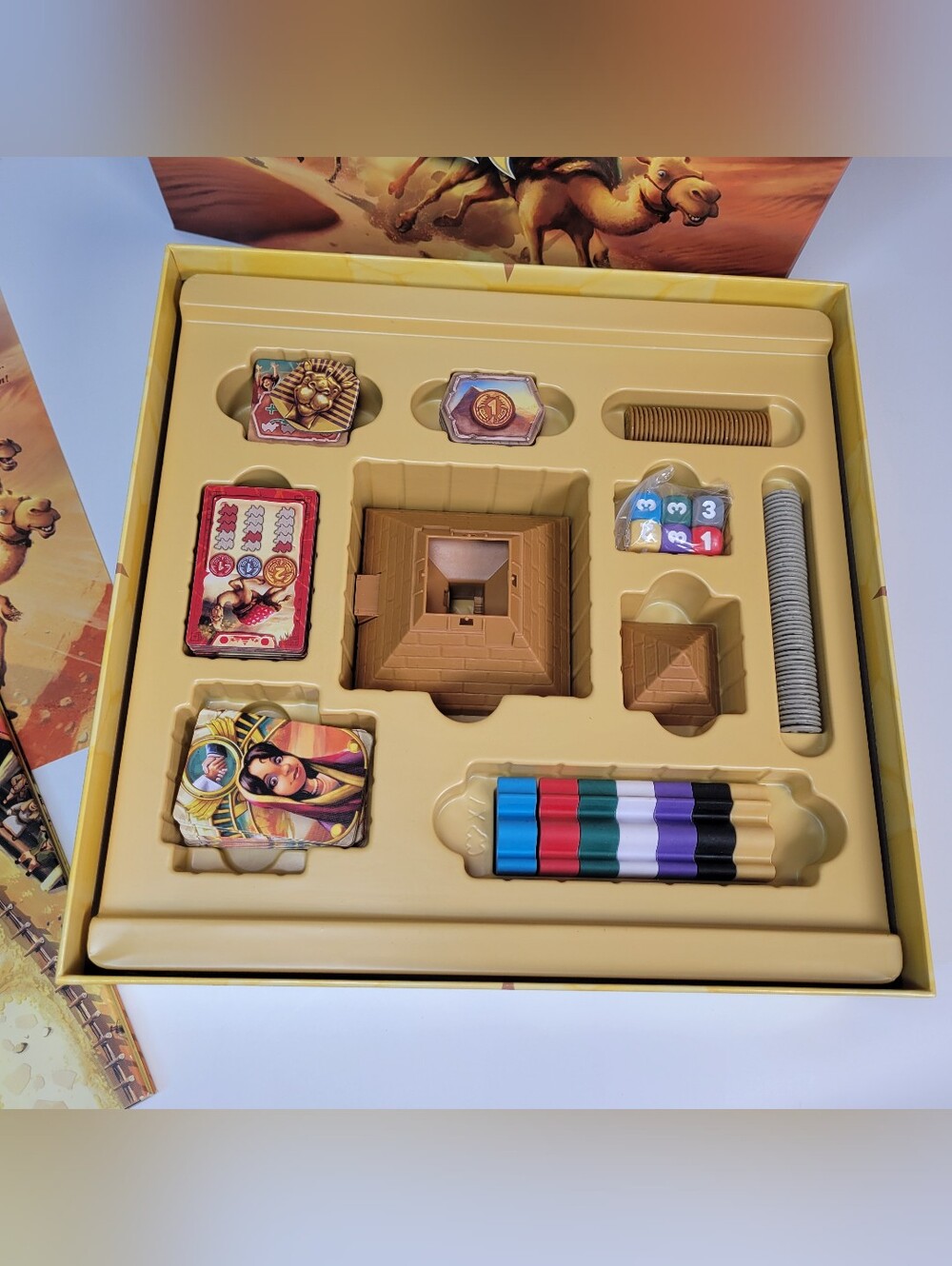 Camel Up 2.0 Board Game 2nd Edition 2024 Look Out Games 100% COMPLETE - Picture 4 of 11